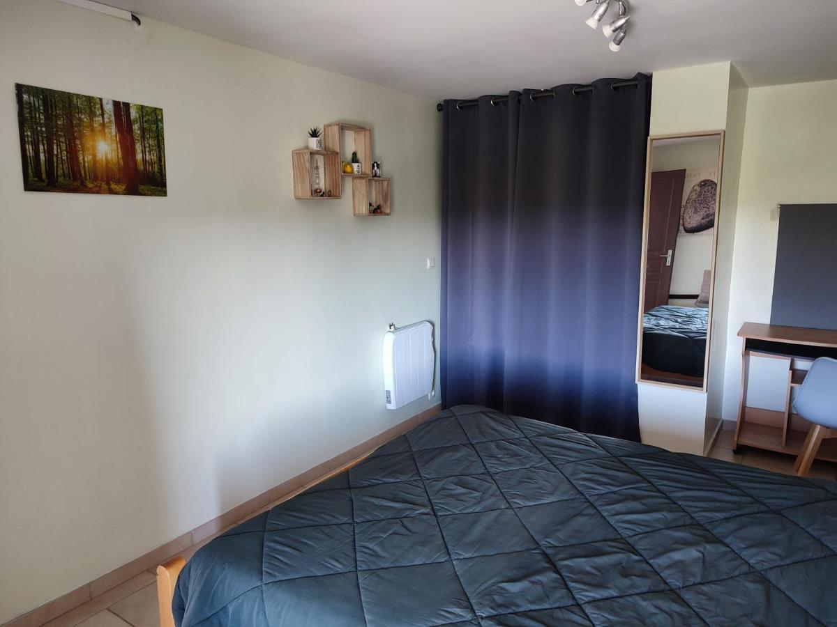 Apartamento Le Champs Des Lievres Beaumont Exterior foto