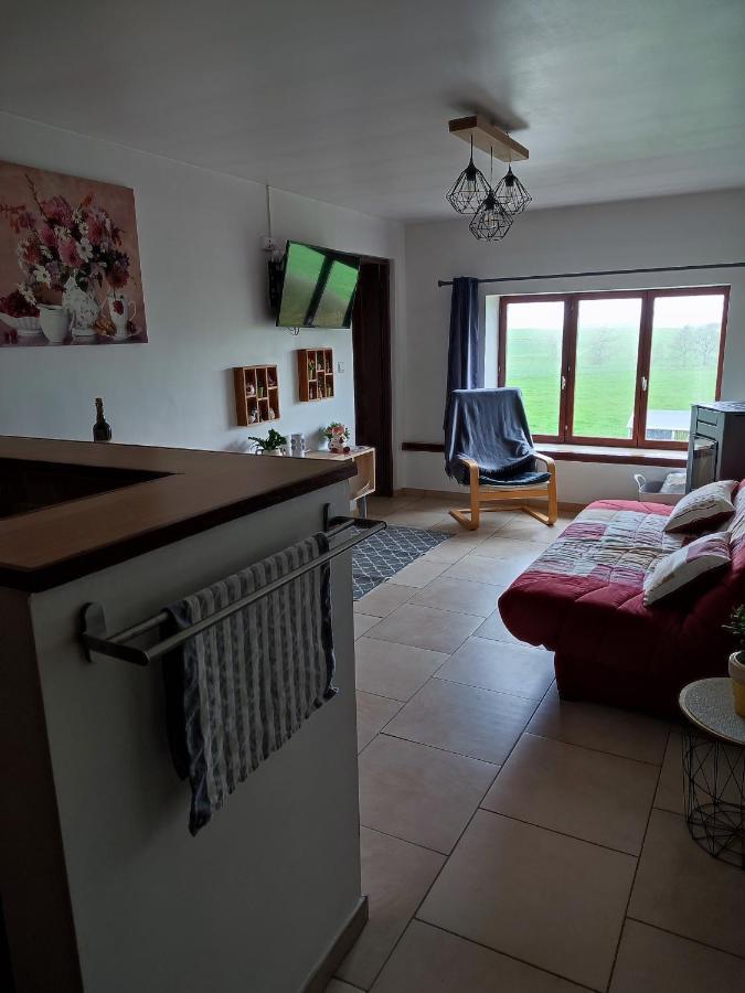 Apartamento Le Champs Des Lievres Beaumont Exterior foto