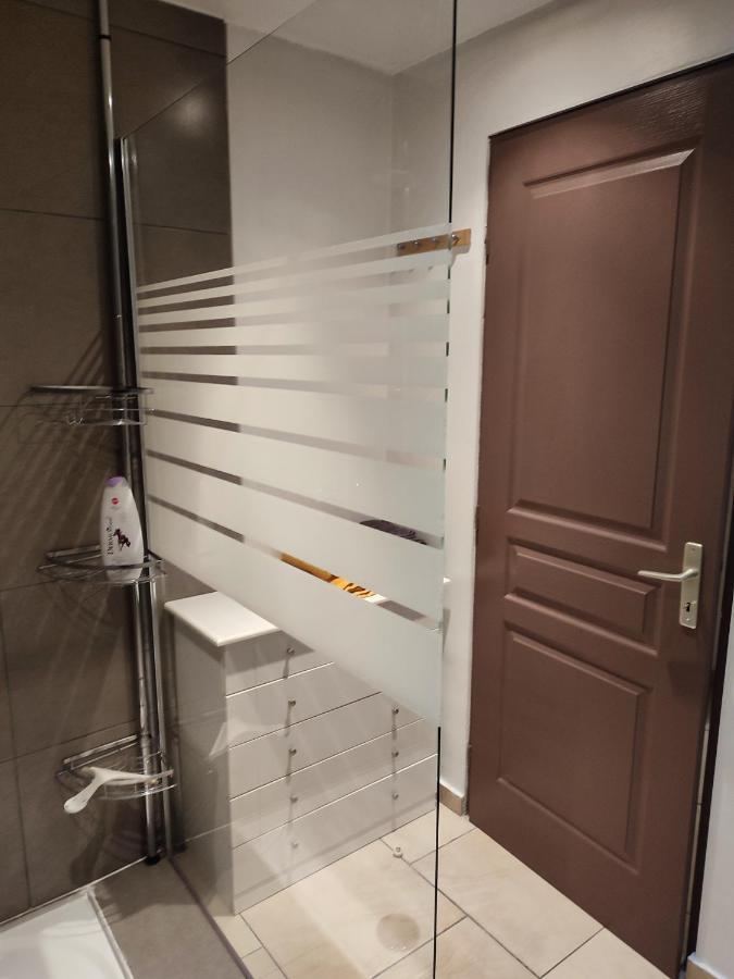 Apartamento Le Champs Des Lievres Beaumont Exterior foto