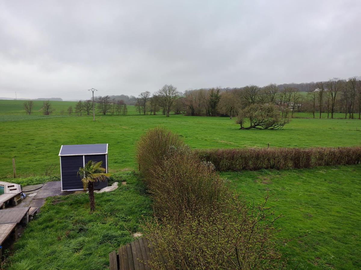 Apartamento Le Champs Des Lievres Beaumont Exterior foto
